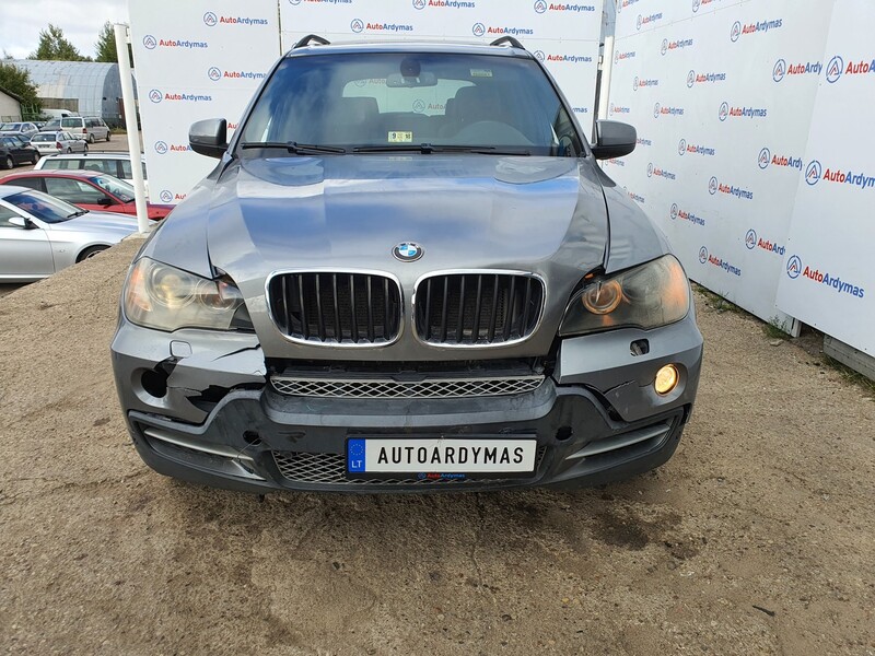 Photo 1 - Bmw X5 E70 2008 y parts