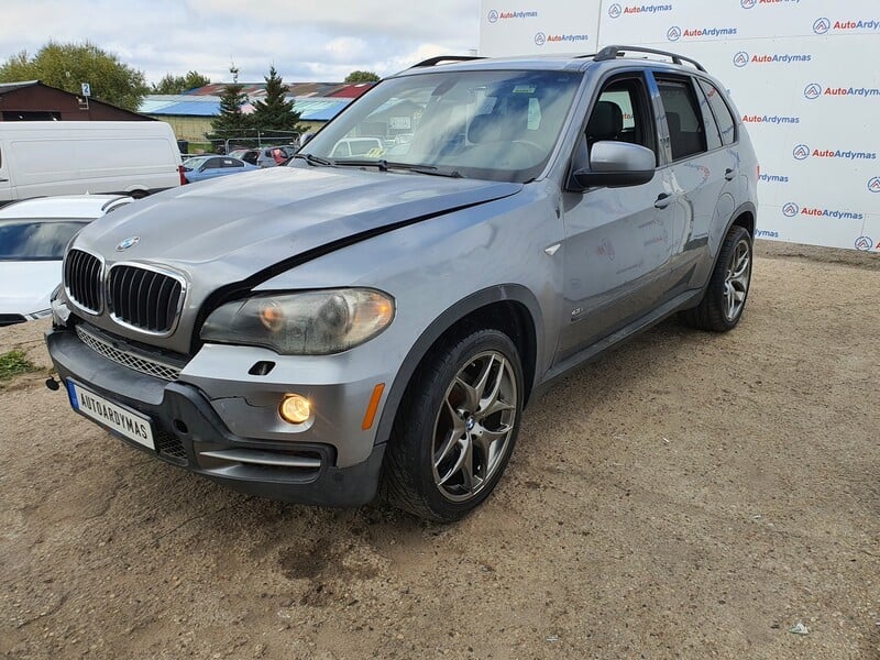 Photo 3 - Bmw X5 E70 2008 y parts