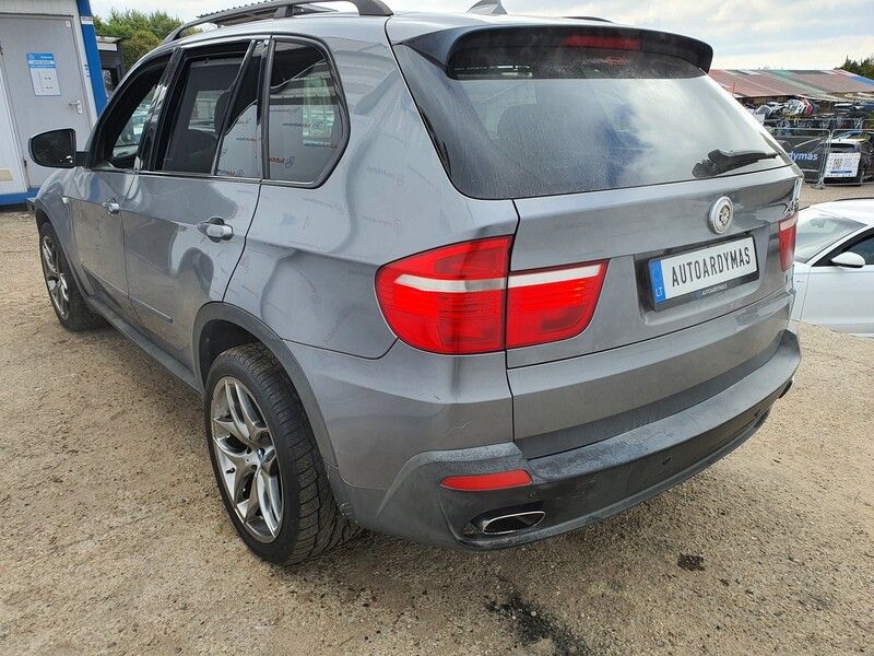 Photo 6 - Bmw X5 E70 2008 y parts