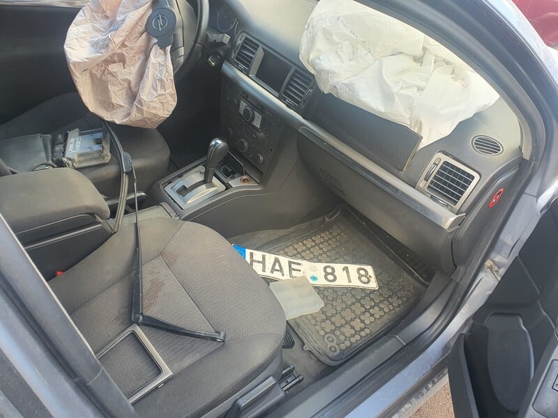 Photo 3 - Opel Signum 2006 y parts