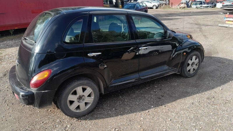 Photo 3 - Chrysler Pt Cruiser 2002 y parts