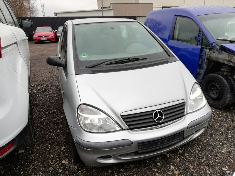 Photo 4 - Mercedes-Benz A 170 2000 y parts