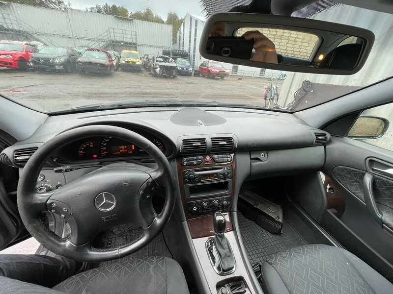 Nuotrauka 10 - Mercedes-Benz C Klasė 2003 m dalys