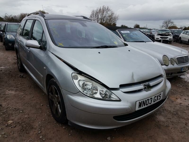 Photo 3 - Peugeot 307 2005 y parts