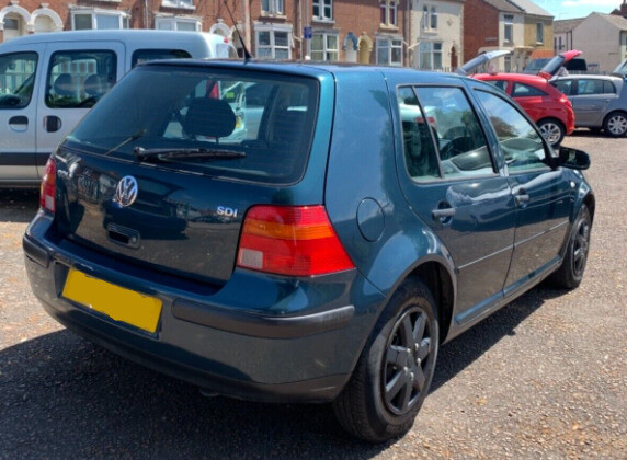 Volkswagen Golf 1999 m dalys