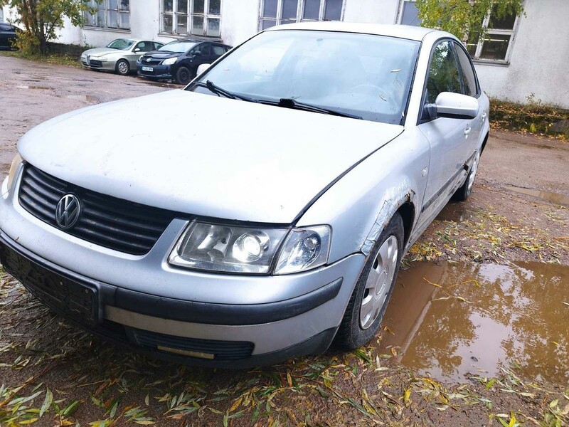 Photo 2 - Volkswagen Passat 1997 y parts