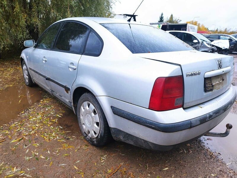 Photo 5 - Volkswagen Passat 1997 y parts