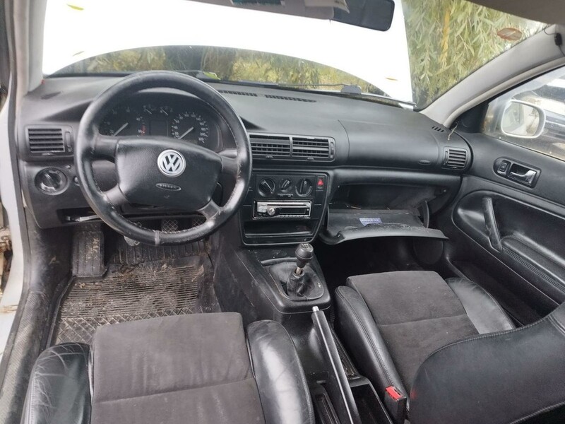 Photo 7 - Volkswagen Passat 1997 y parts