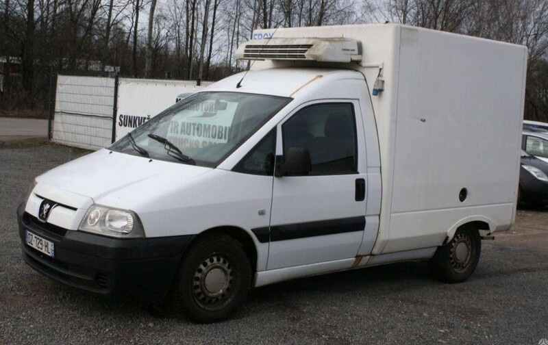 Photo 2 - Peugeot Expert 2005 y Heavy minibus