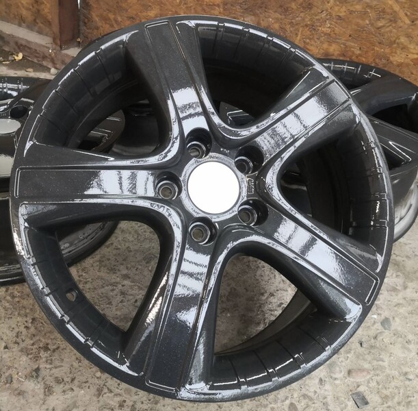 Light alloy R18 rims