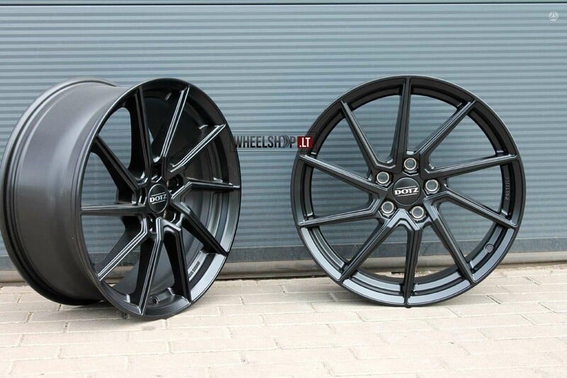 Photo 3 - R17 light alloy rims