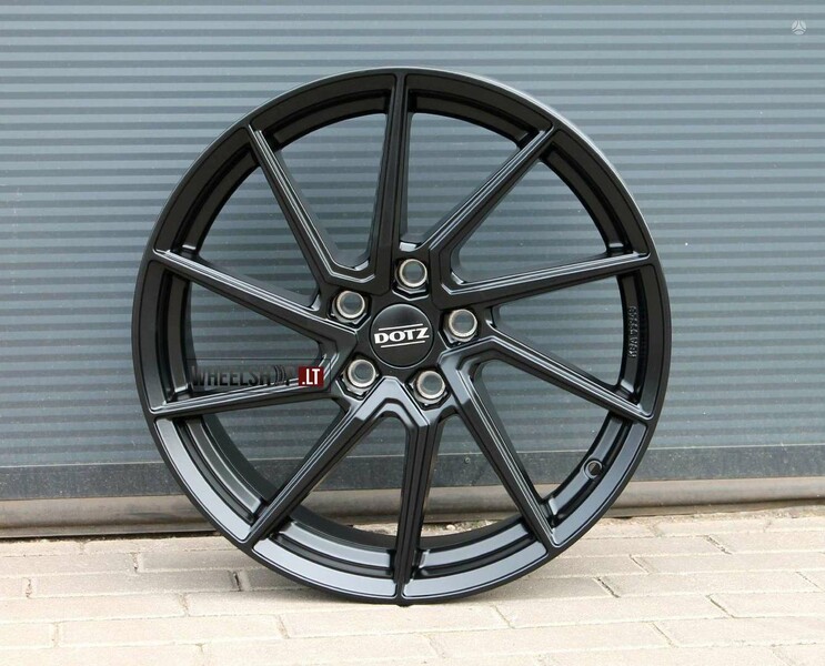 Photo 1 - Spa Black rims