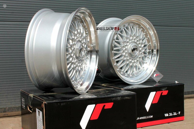 Photo 7 - Japan Racing JR9 Silver light alloy R17 rims