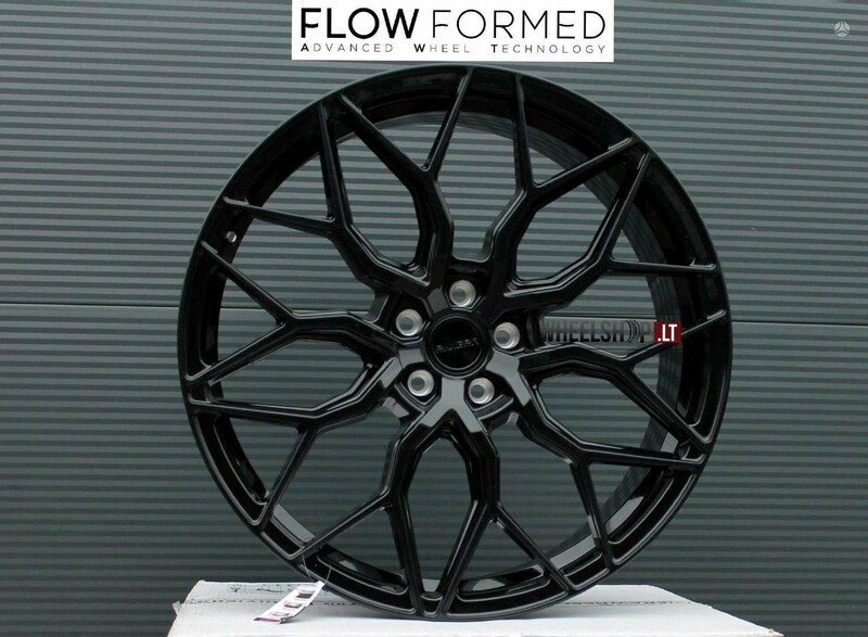 RIVIERA RF108 Gloss Black Flow Formed lengvojo lydinio R20 ratlankiai