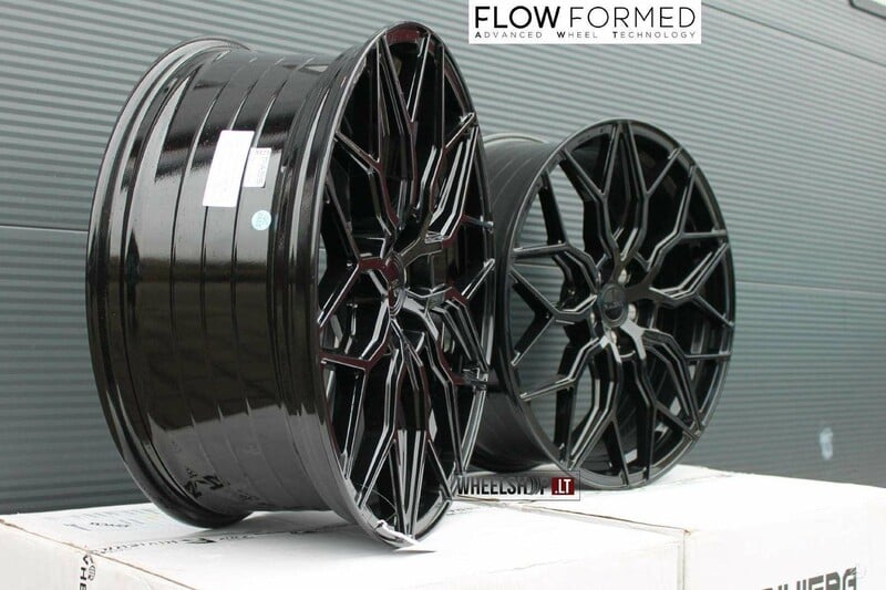 Nuotrauka 5 - RIVIERA RF108 Gloss Black Flow Formed lengvojo lydinio R20 ratlankiai