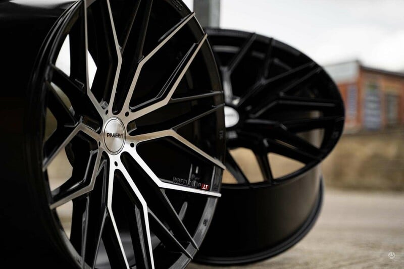 Photo 13 - RIVIERA RF101 MB Flow Formed light alloy R19 rims