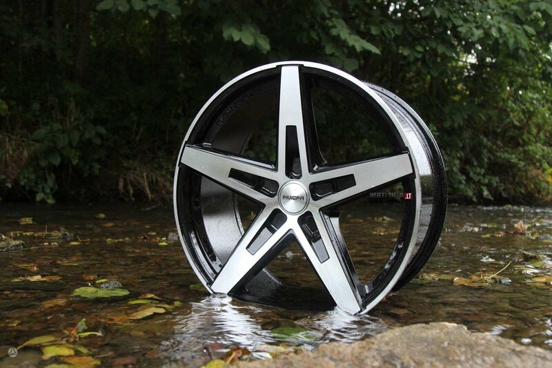 Photo 6 - RIVIERA RF102 Black Polished Flow Form light alloy R19 rims