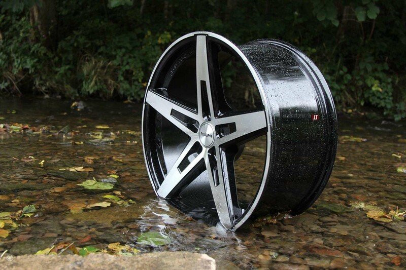 Photo 7 - RIVIERA RF102 Black Polished Flow Form light alloy R19 rims