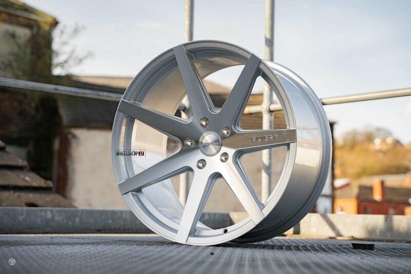 Photo 4 - RIVIERA RV177 Silver Polished light alloy R19 rims