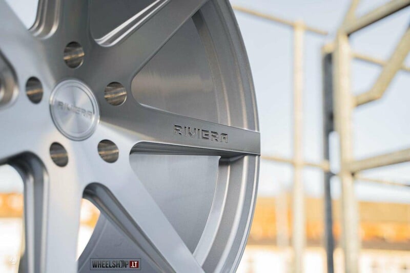 Photo 9 - RIVIERA RV177 Silver Polished light alloy R19 rims