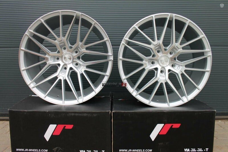 Photo 6 - Japan Racing JR38 Silver light alloy R18 rims