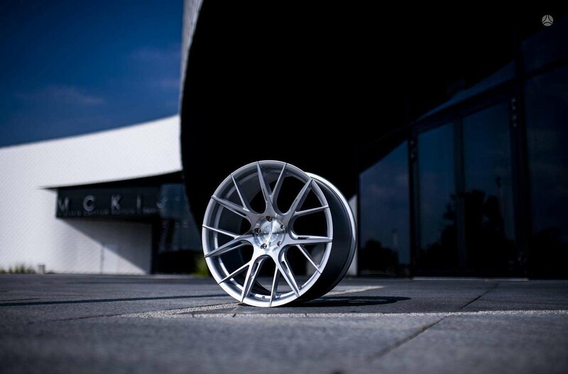 Photo 2 - JR42 Silver FlowFormed rims