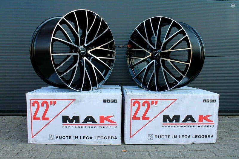 Photo 5 - MAK Speciale Black Mirror light alloy R23 rims