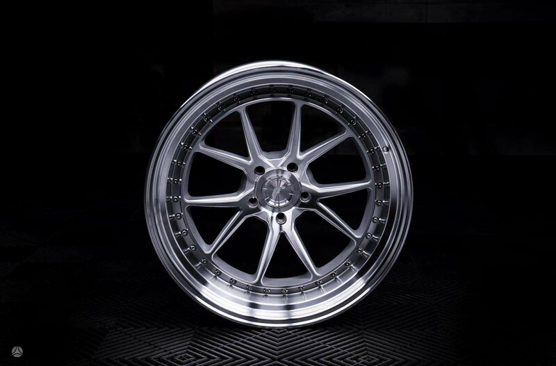 Japan Racing JR39 Silver FlowFormed light alloy R18 rims