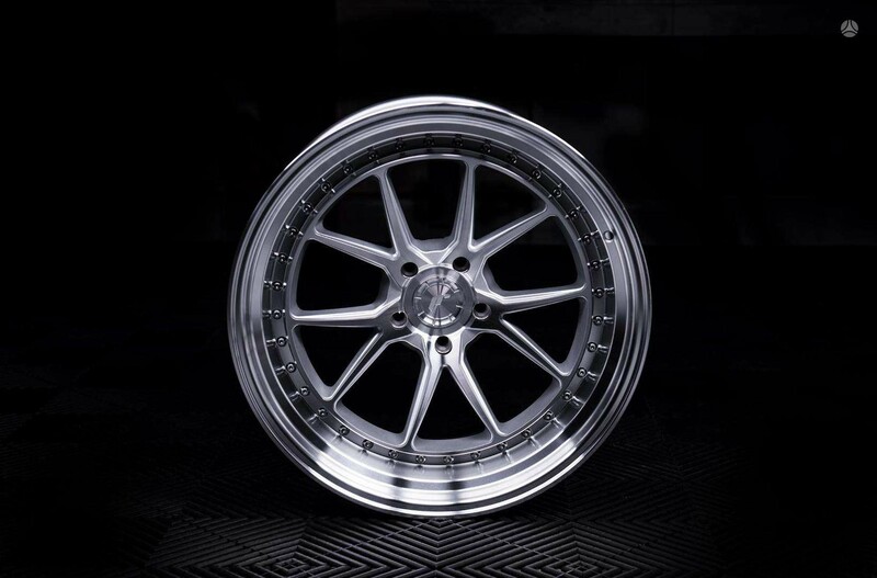 Japan Racing JR39 Silver FlowFormed light alloy R18 rims