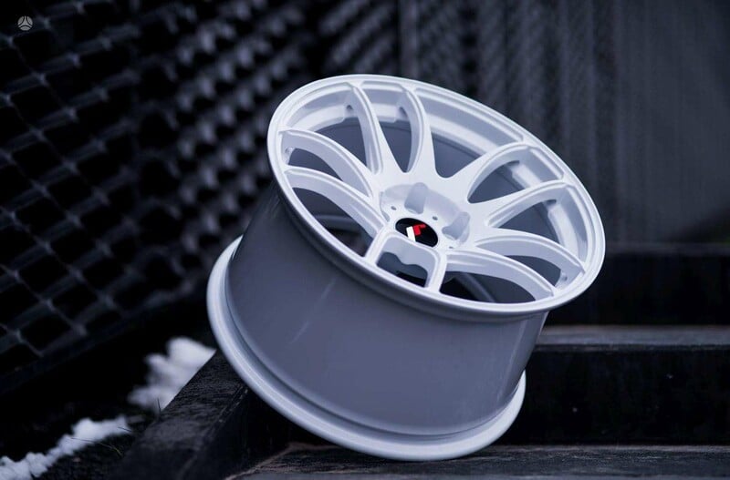 Photo 3 - Japan Racing JR29 White light alloy R19 rims