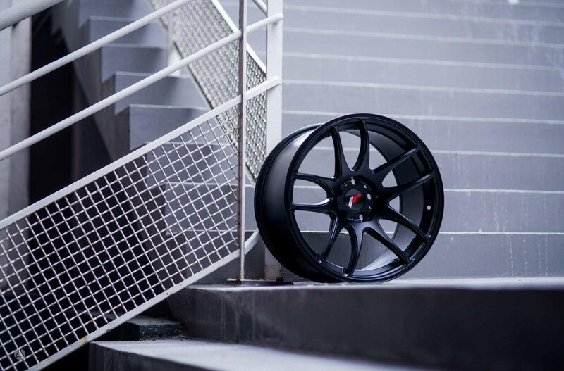 Photo 4 - JR29 Black Matt rims