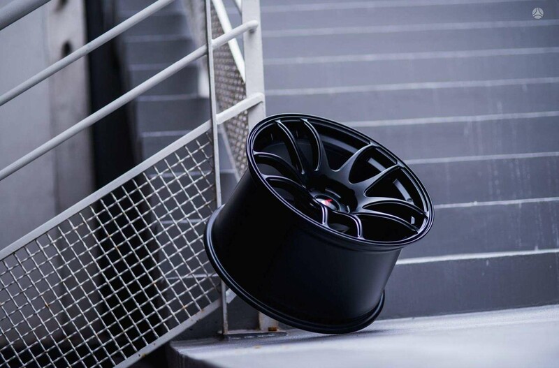 Photo 5 - JR29 Black Matt rims