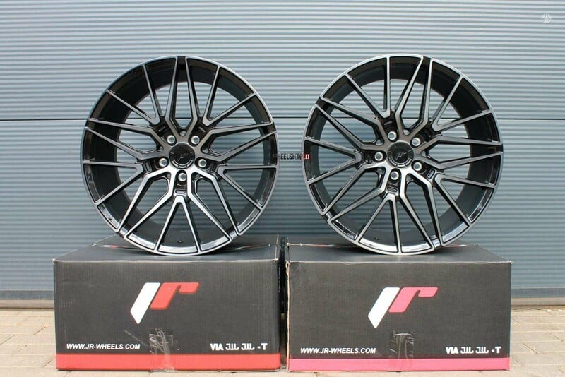 Photo 4 - Japan Racing JR38 Black Polished light alloy R19 rims