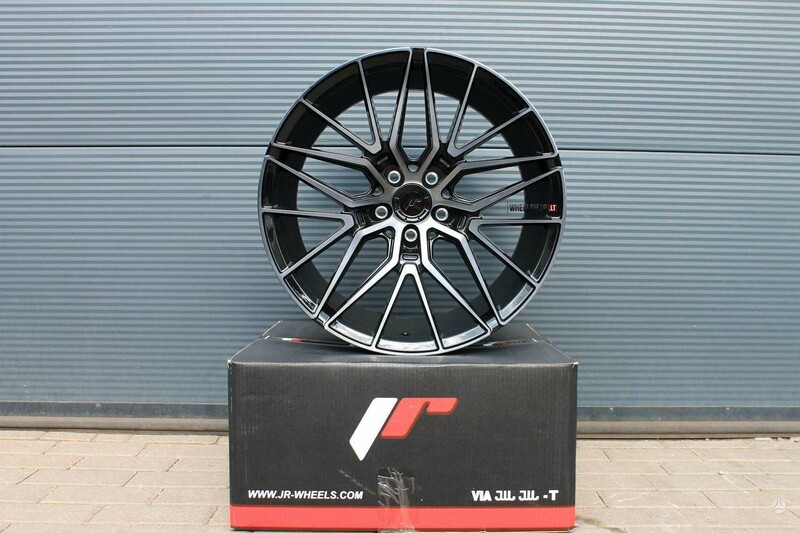 Photo 5 - Japan Racing JR38 Black Polished light alloy R19 rims