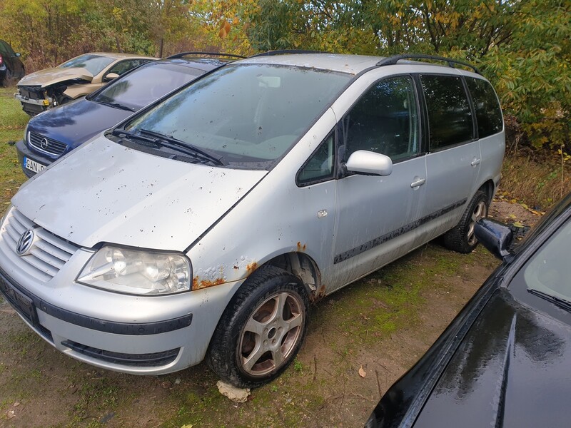 Photo 2 - Volkswagen Sharan 2002 y parts