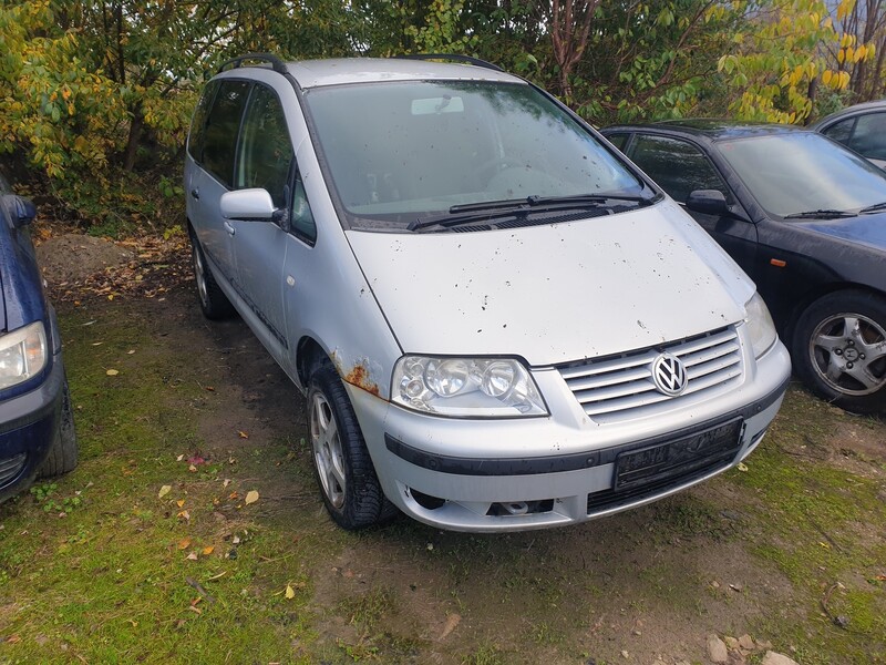 Volkswagen Sharan 2002 m dalys