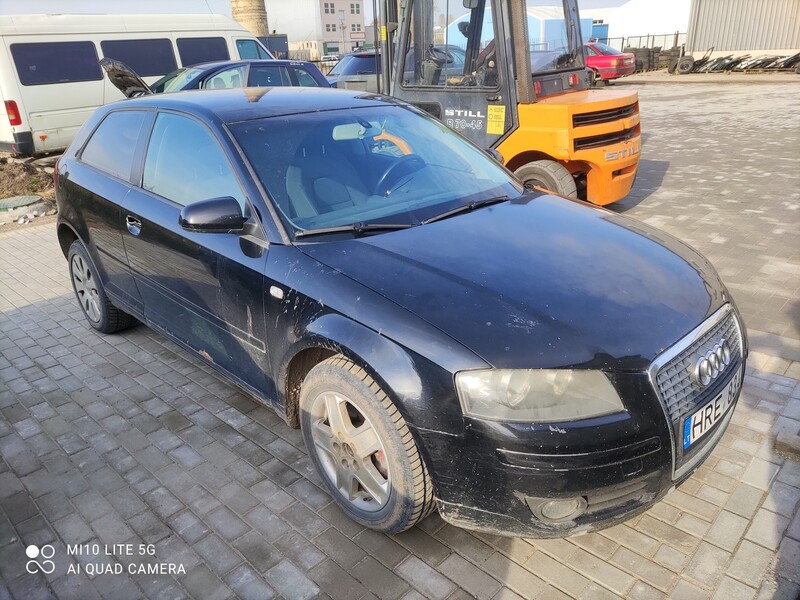 Photo 2 - Audi A3 2004 y parts