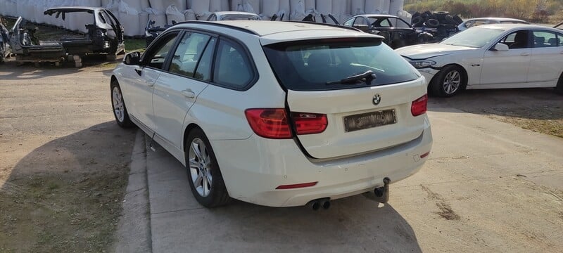 Photo 9 - Bmw 330 2015 y parts