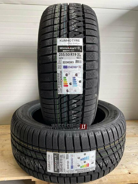 Kumho WinterCraft SUV WS71 R19 žieminės padangos lengviesiems