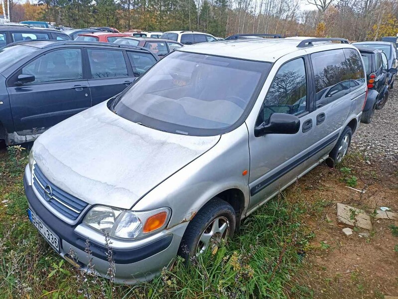 Opel Sintra 1997 m dalys