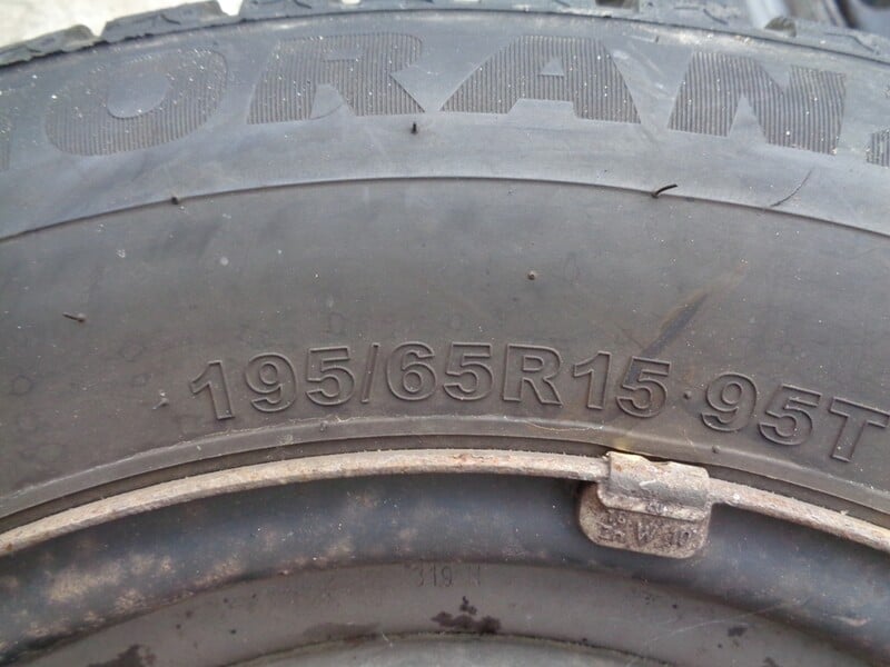 Фотография 3 - Bridgestone R15 зимние шины для автомобилей