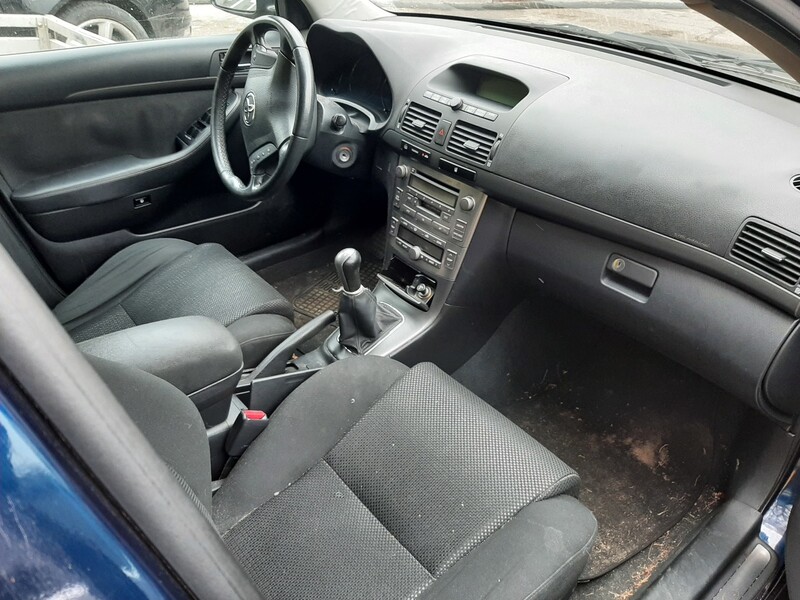 Nuotrauka 5 - Toyota Avensis II 2004 m dalys