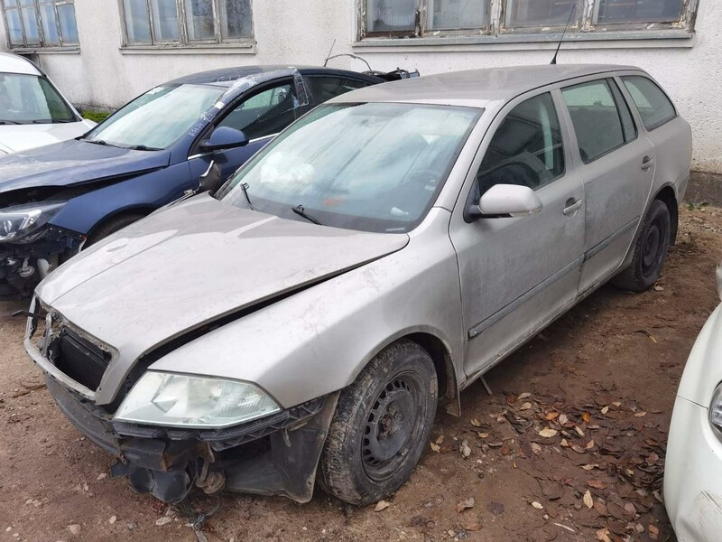 Photo 3 - Skoda Octavia 2006 y parts