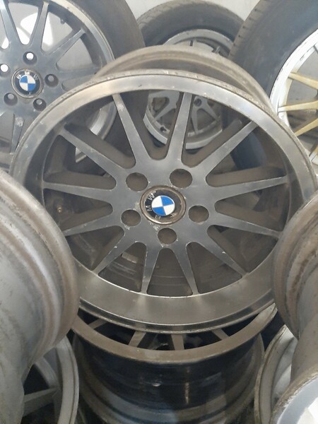 Photo 2 - BMW R16 light alloy rims