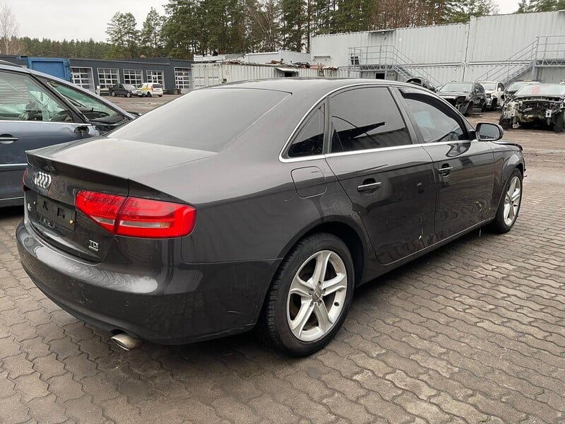 Nuotrauka 6 - Audi A4 B8 2011 m dalys