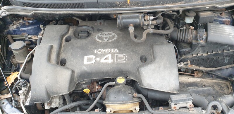 Nuotrauka 6 - Toyota Corolla Verso 2002 m dalys