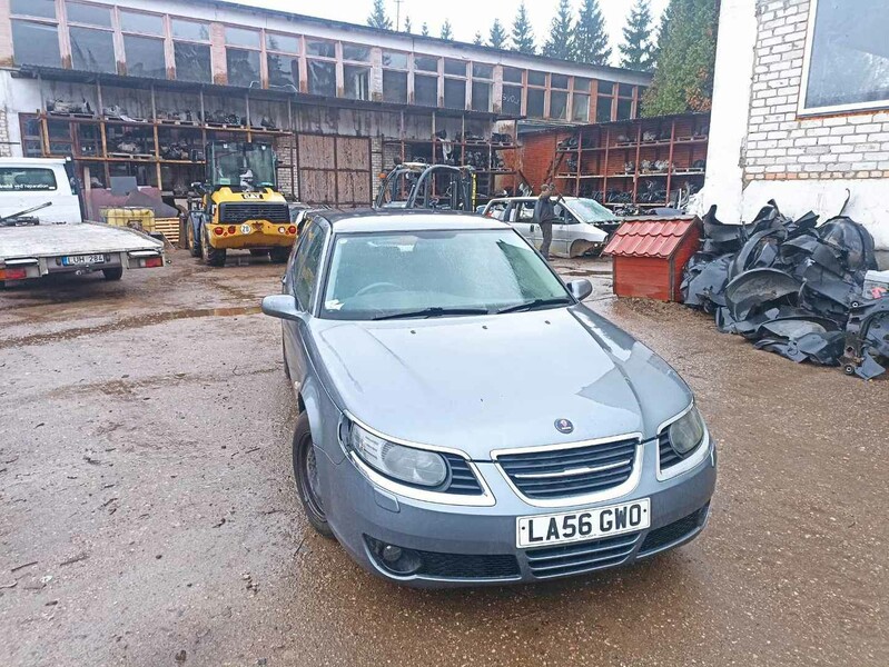 Photo 2 - Saab 9-5 2005 y parts