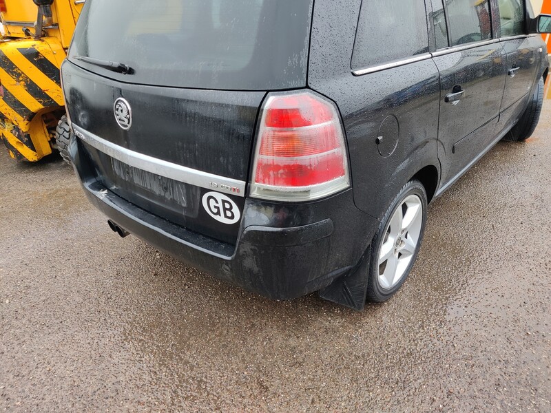 Photo 3 - Opel Zafira 2006 y parts