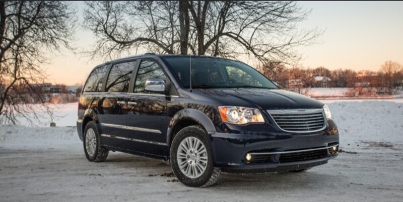 Photo 30 - Chrysler Town & Country 2017 y rent