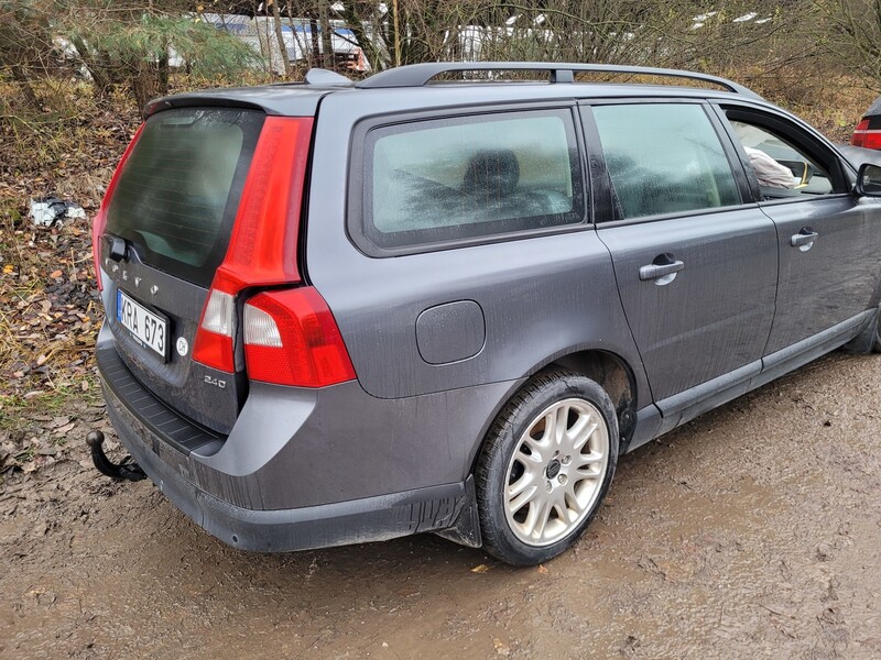 Volvo V70 2010 m dalys